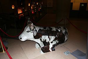 Vache au Carroussel du Louvre