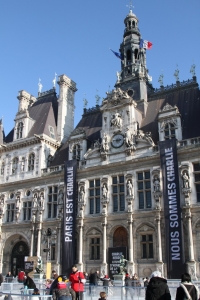 Patinoire de Hotel de Ville de Paris 2015 IMG_7521 Paris est Charlie